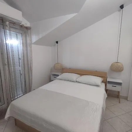 Apartments Villa Dalmatina Vodice Exterior photo