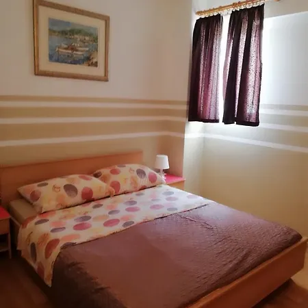 Apartments Villa Dalmatina Vodice Exterior photo