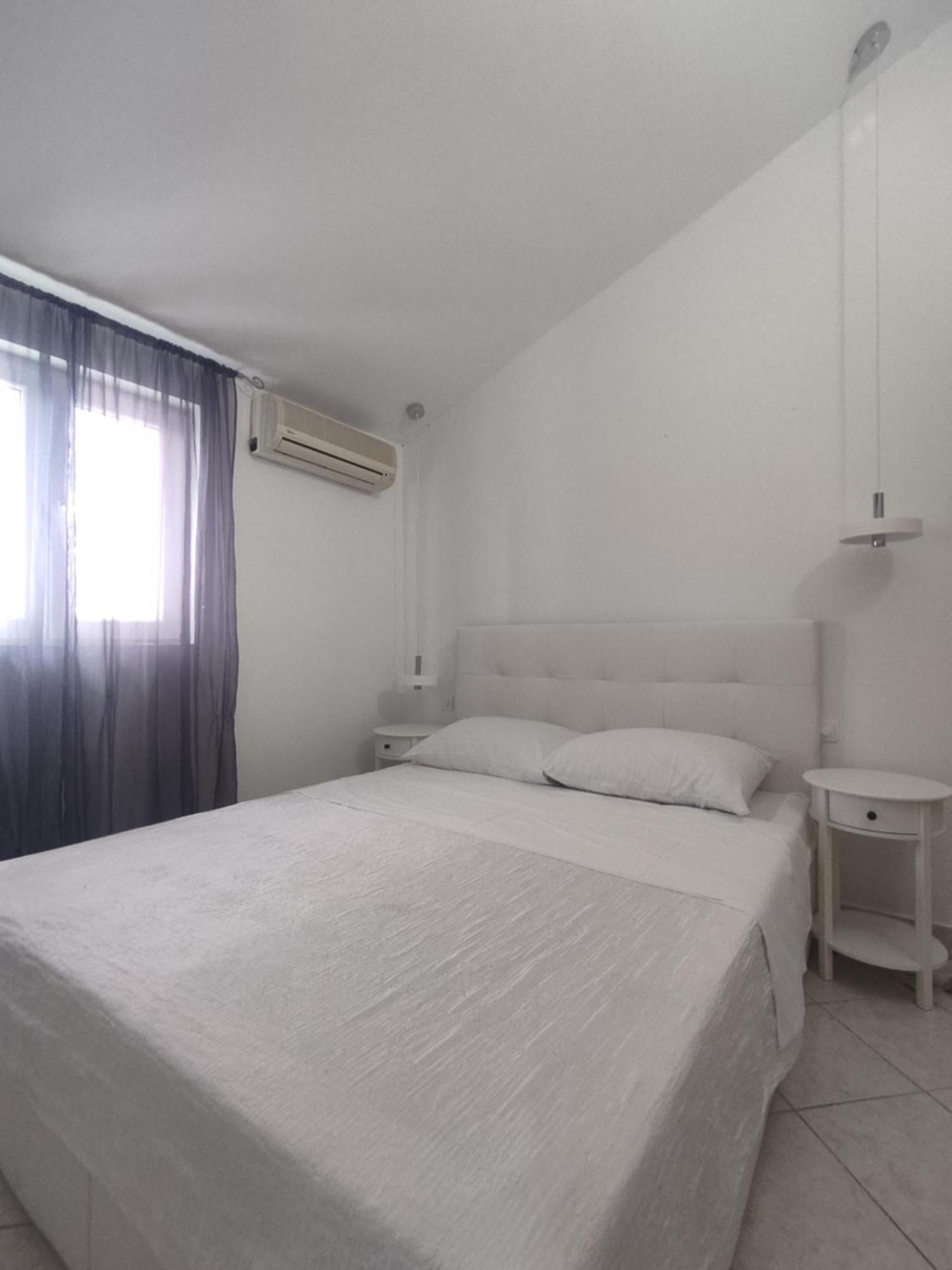 Dalmatina Apartment *
