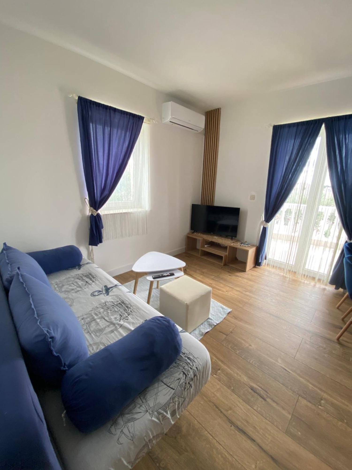 Apartment Dalmatina *