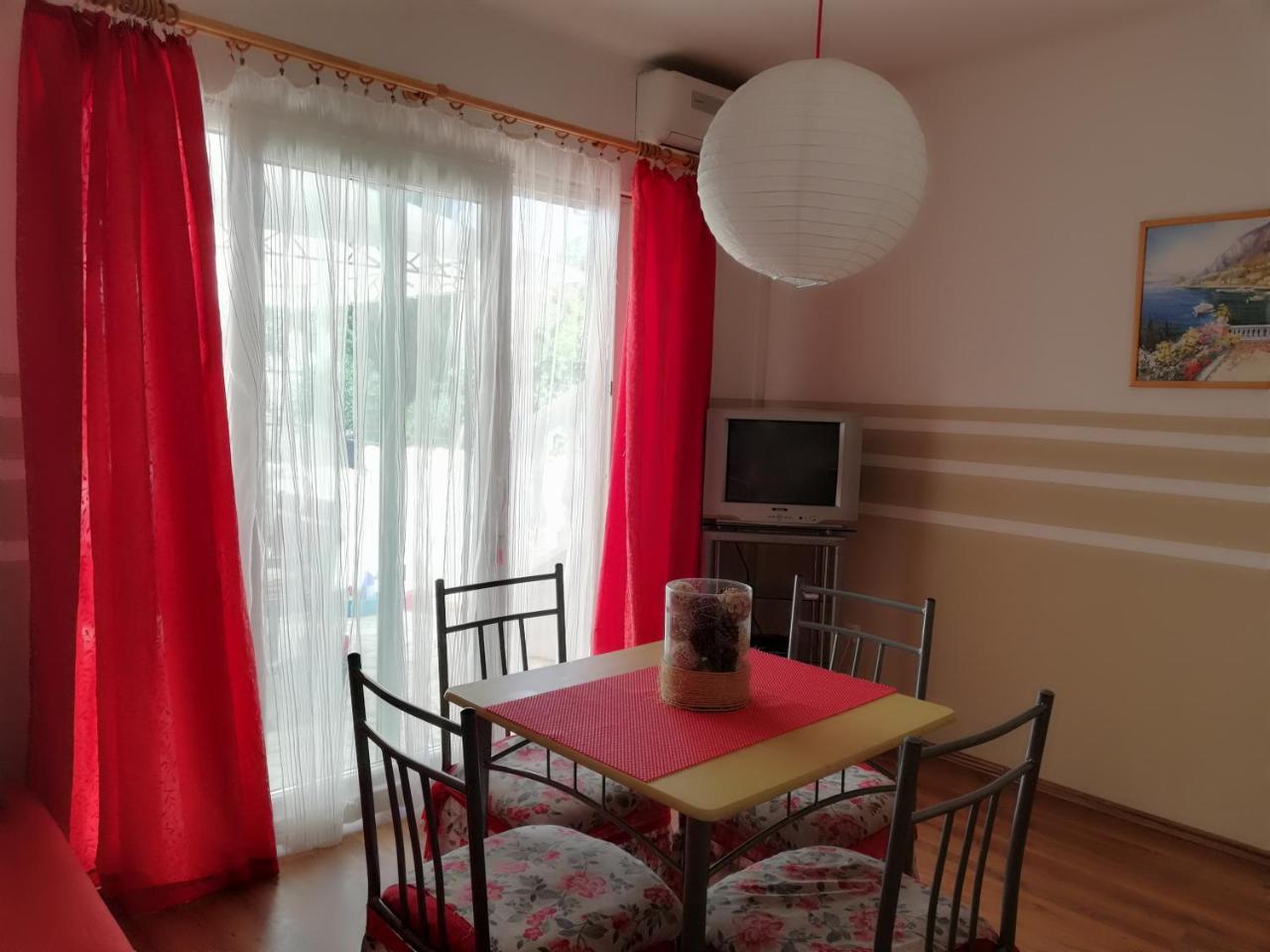 Apartment Dalmatina